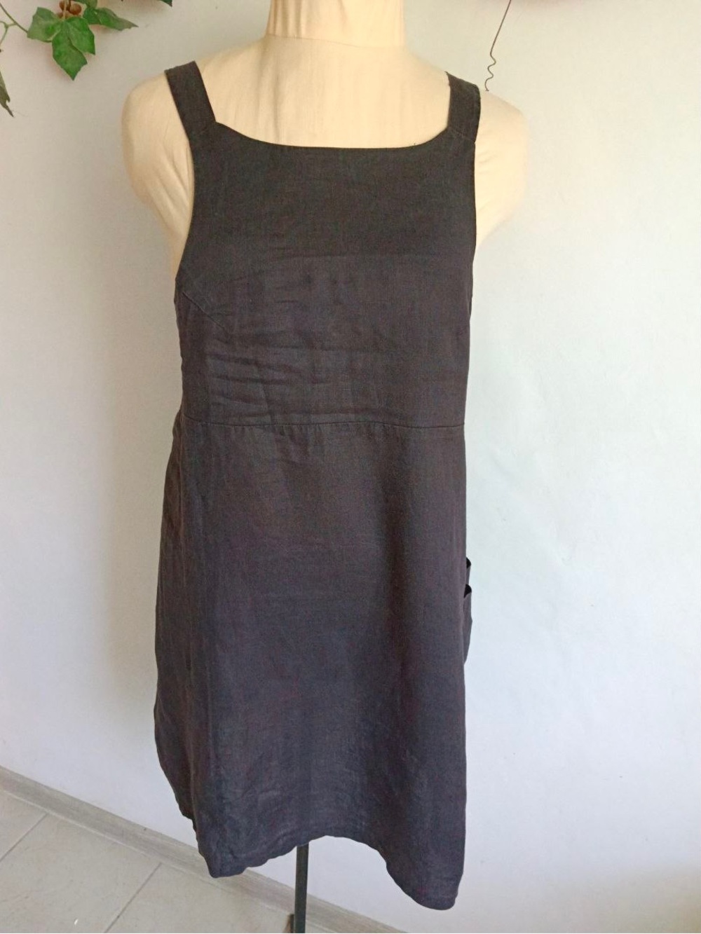 Sarah pacini linen dress
